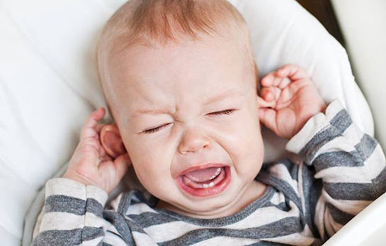Bebeklerde Kulak Kaşıntısı